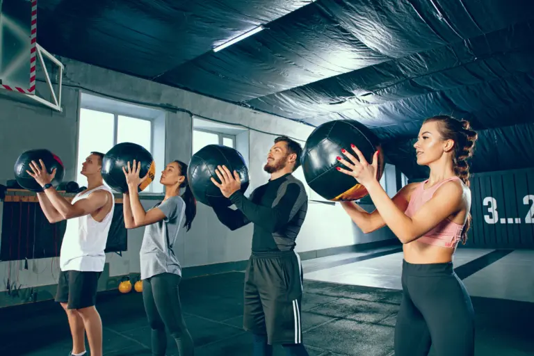 A Move You Should Do MONDAY – Rotational Med Ball Bounce