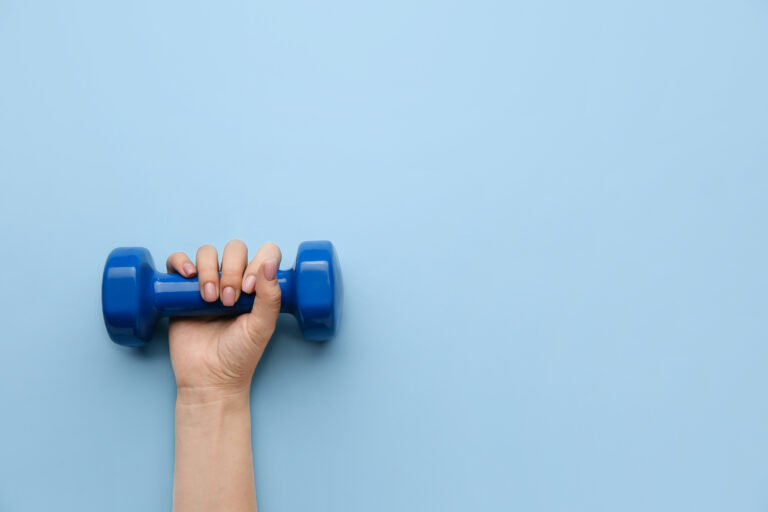 A Move You Should Do MONDAY – Dumbbell Arm Swing