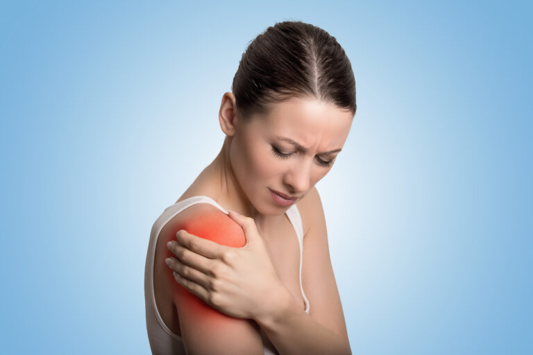 Woman with shoulder pain