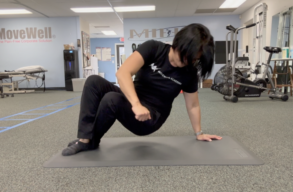 Seated twisting